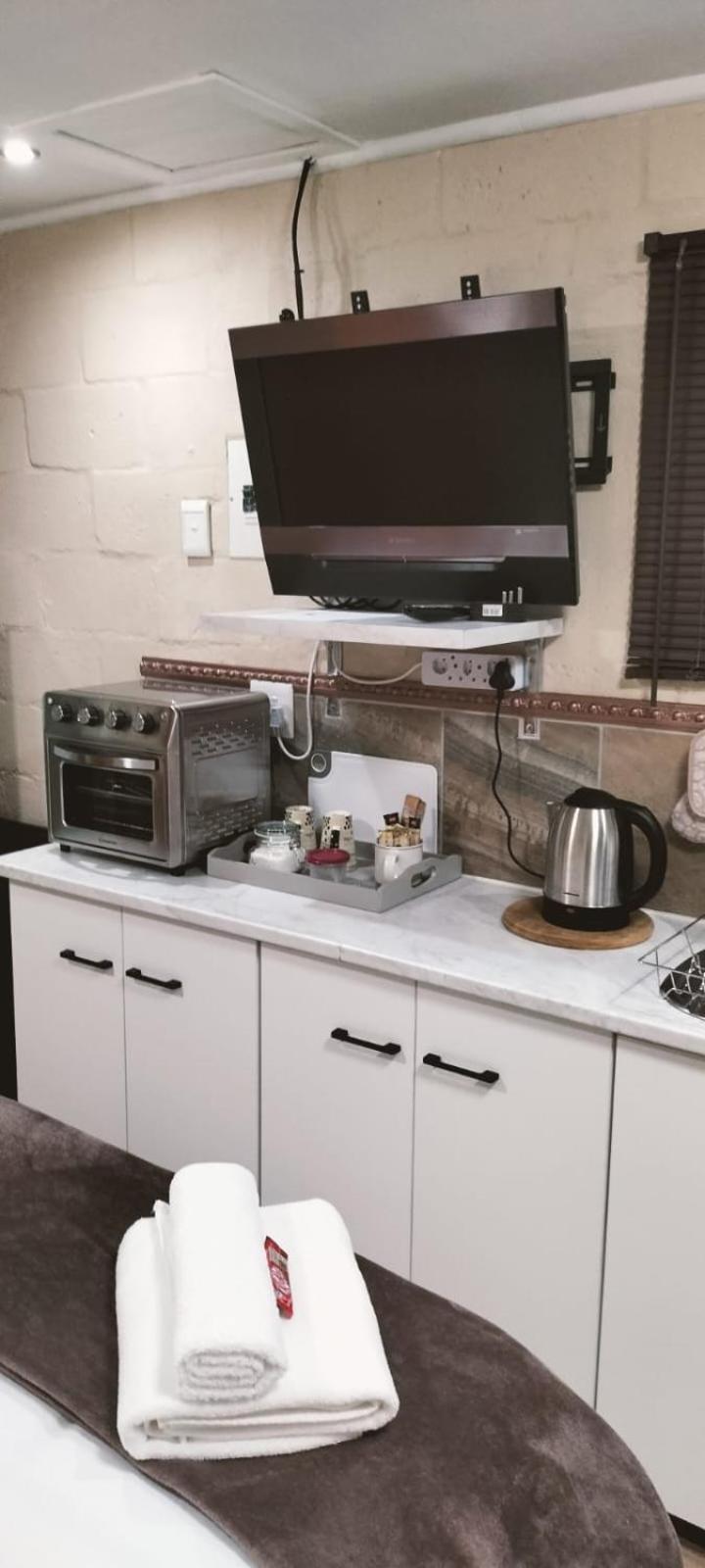 Victoria'S Rest Apartment Windsor Park Екстериор снимка