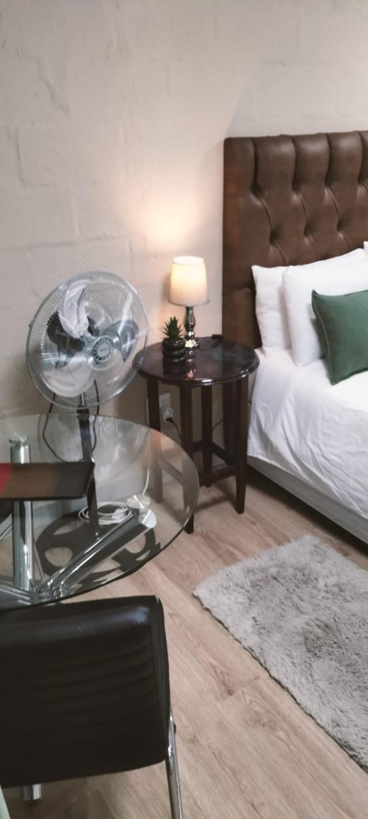 Victoria'S Rest Apartment Windsor Park Екстериор снимка